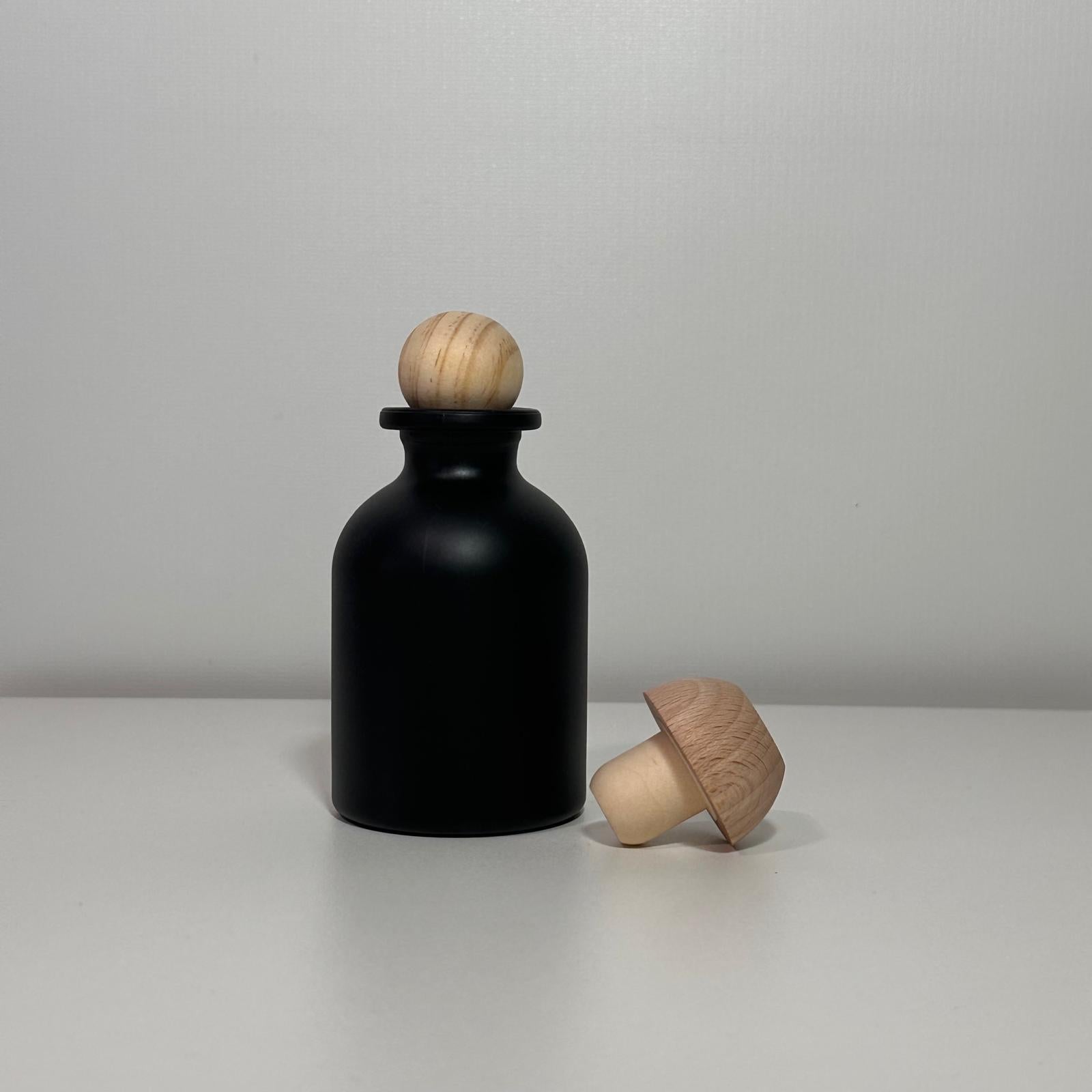 Glass difusser bottle, 100mL