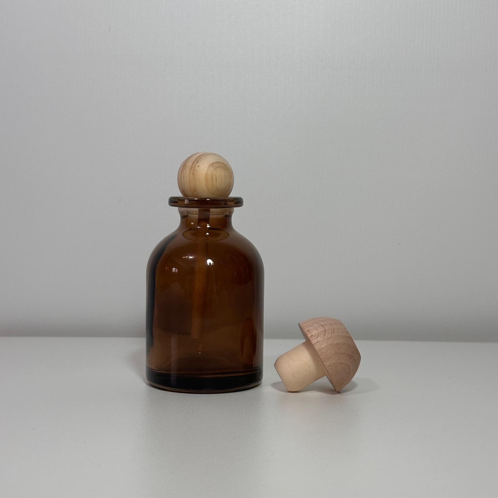 Glass difusser bottle, 100mL