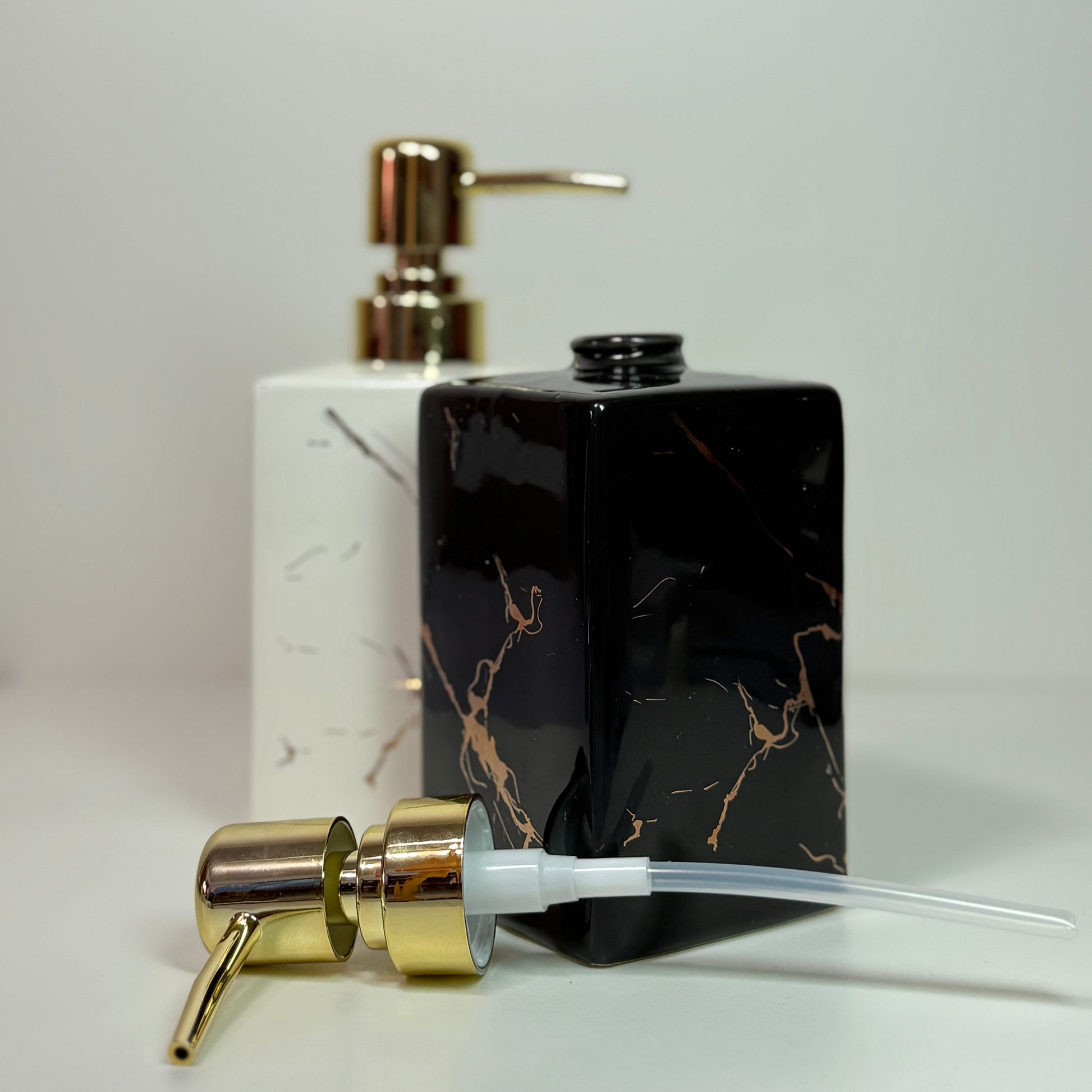 Bathroom elegant ceramic soap dispenser, 450mL