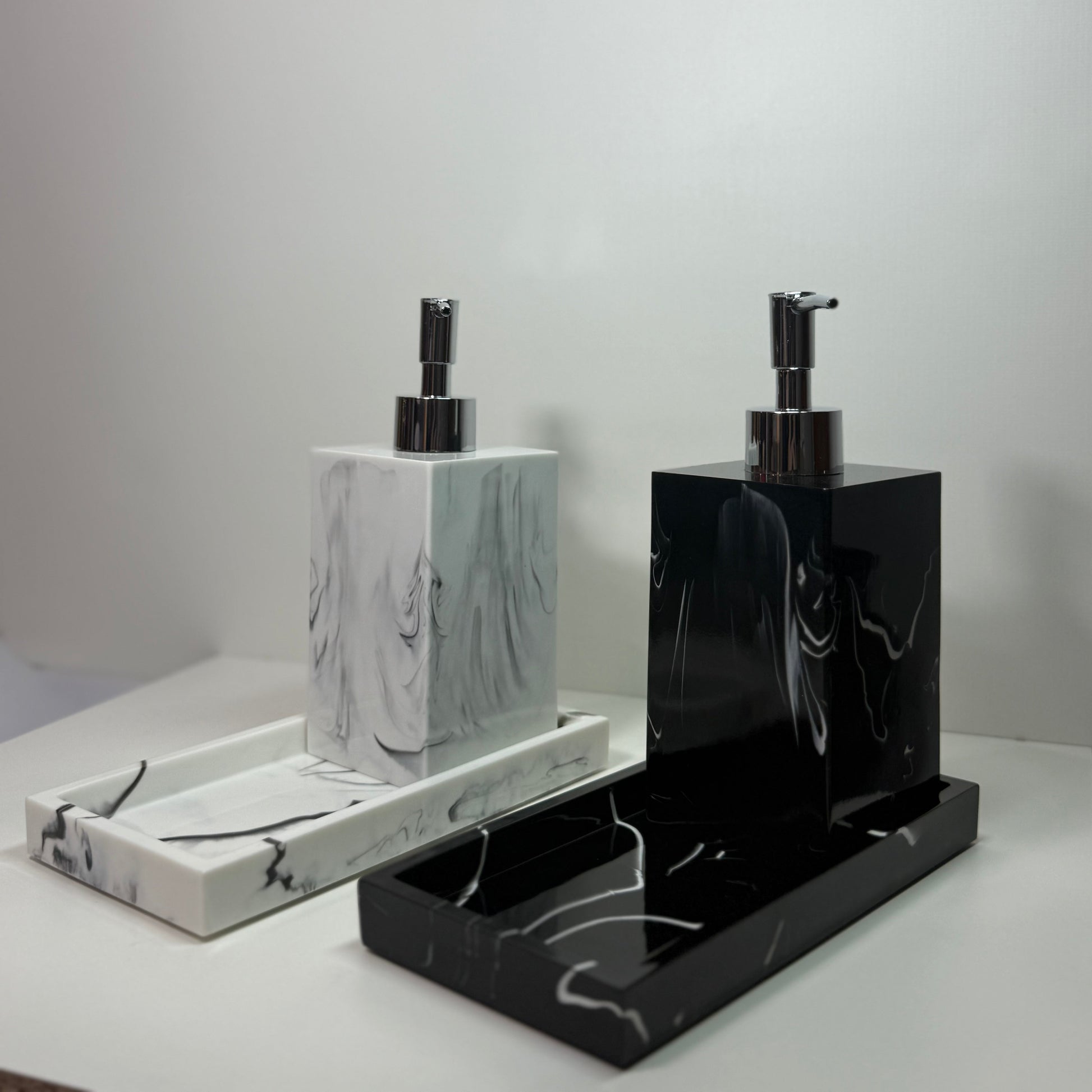 Ceramic liquid soap dispenser 450mL and solid soap holder set