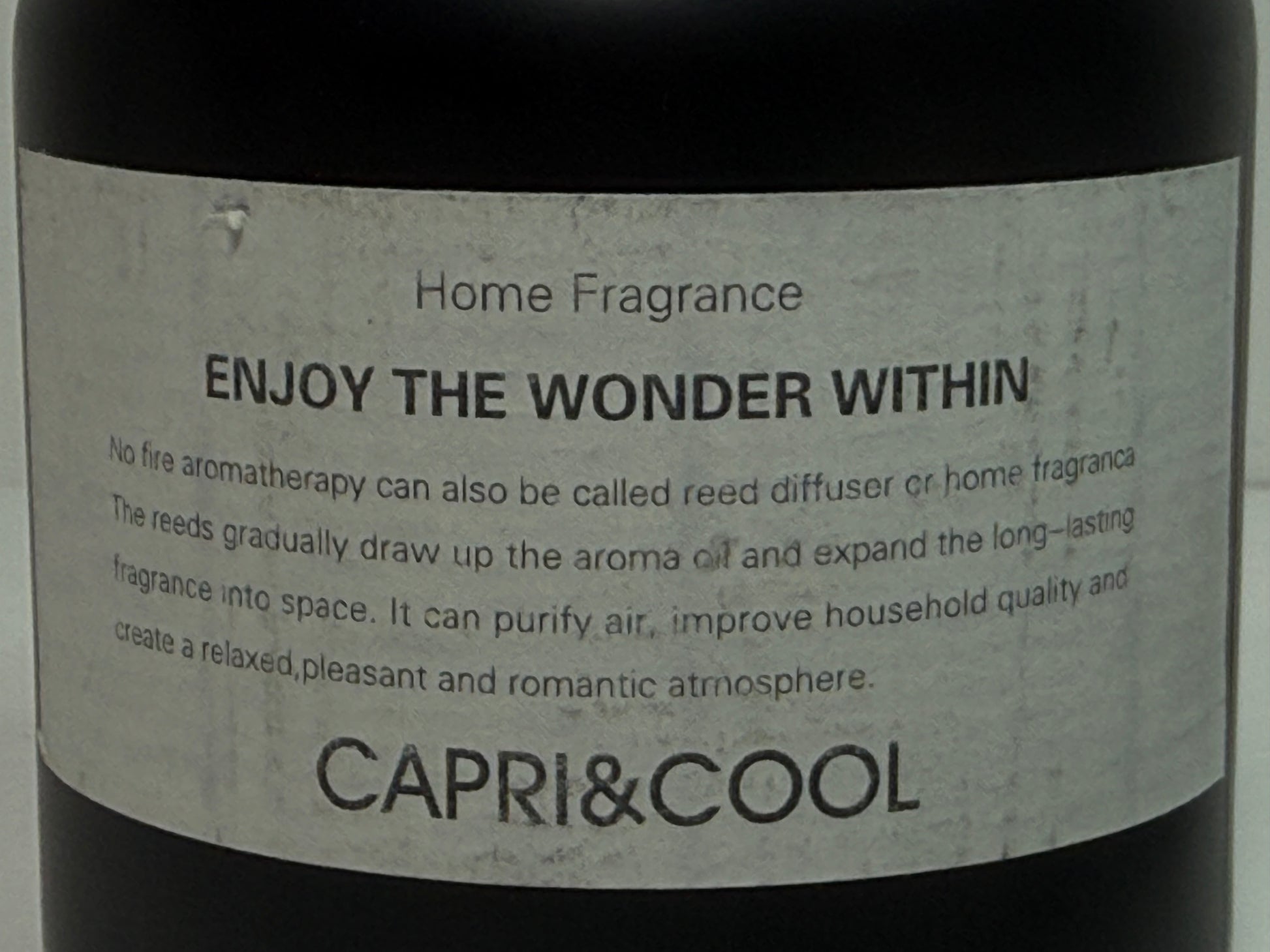 Glass difusser bottle with essential oil and sticks, 150mL