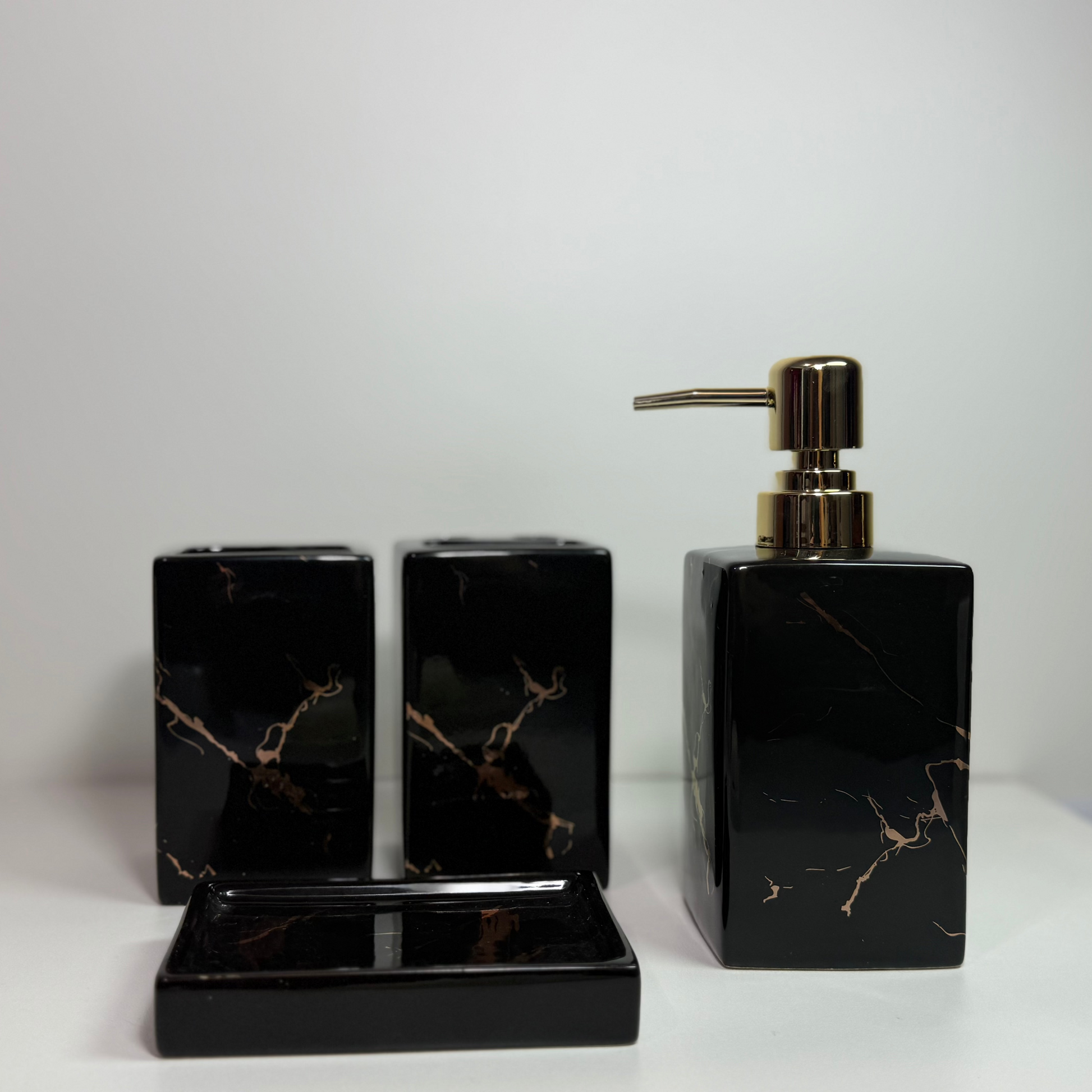 Bathroom elegant ceramic accessories set, 4 components, Model A