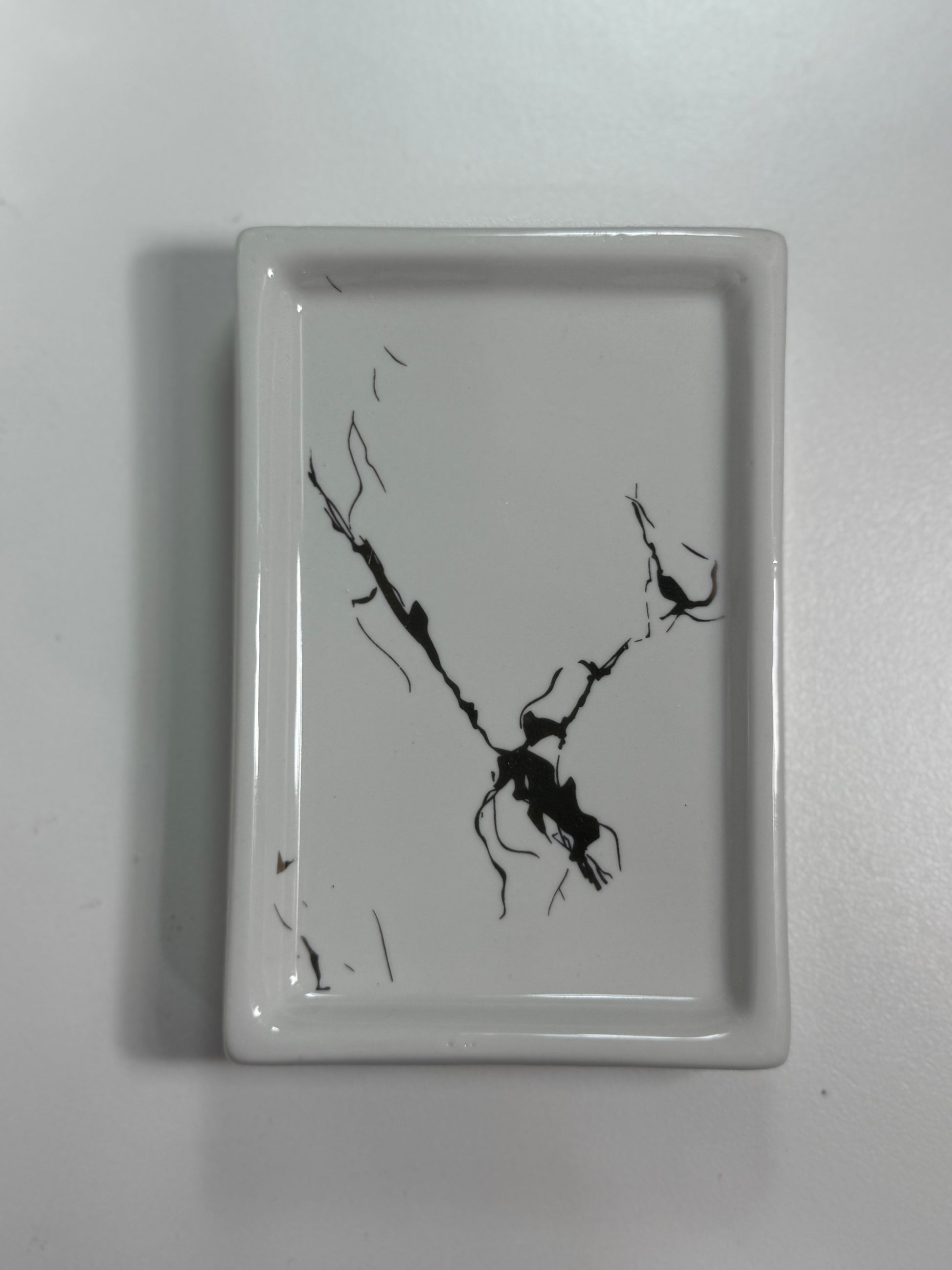 Bathroom elegant ceramic accessories set, 4 components, Model A