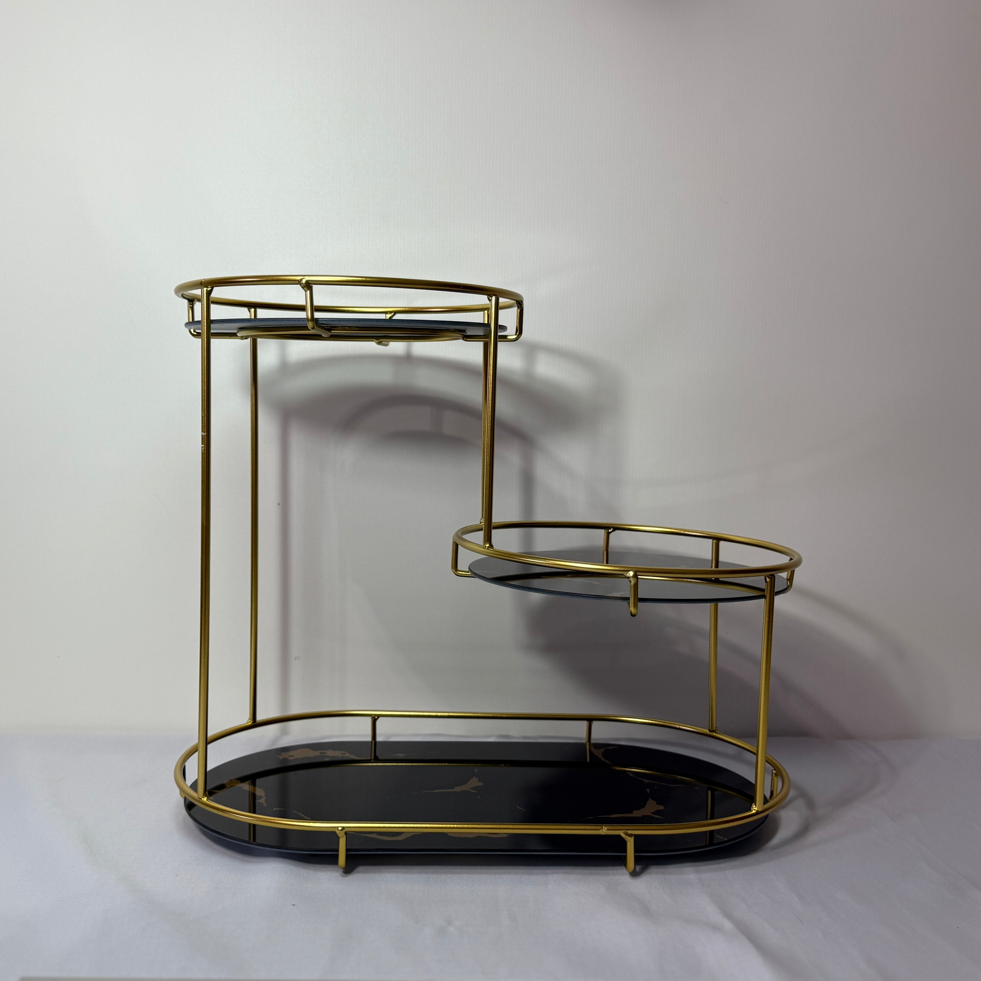 Metal cosmetics storage rack, 37cm x 25cm x 33cm