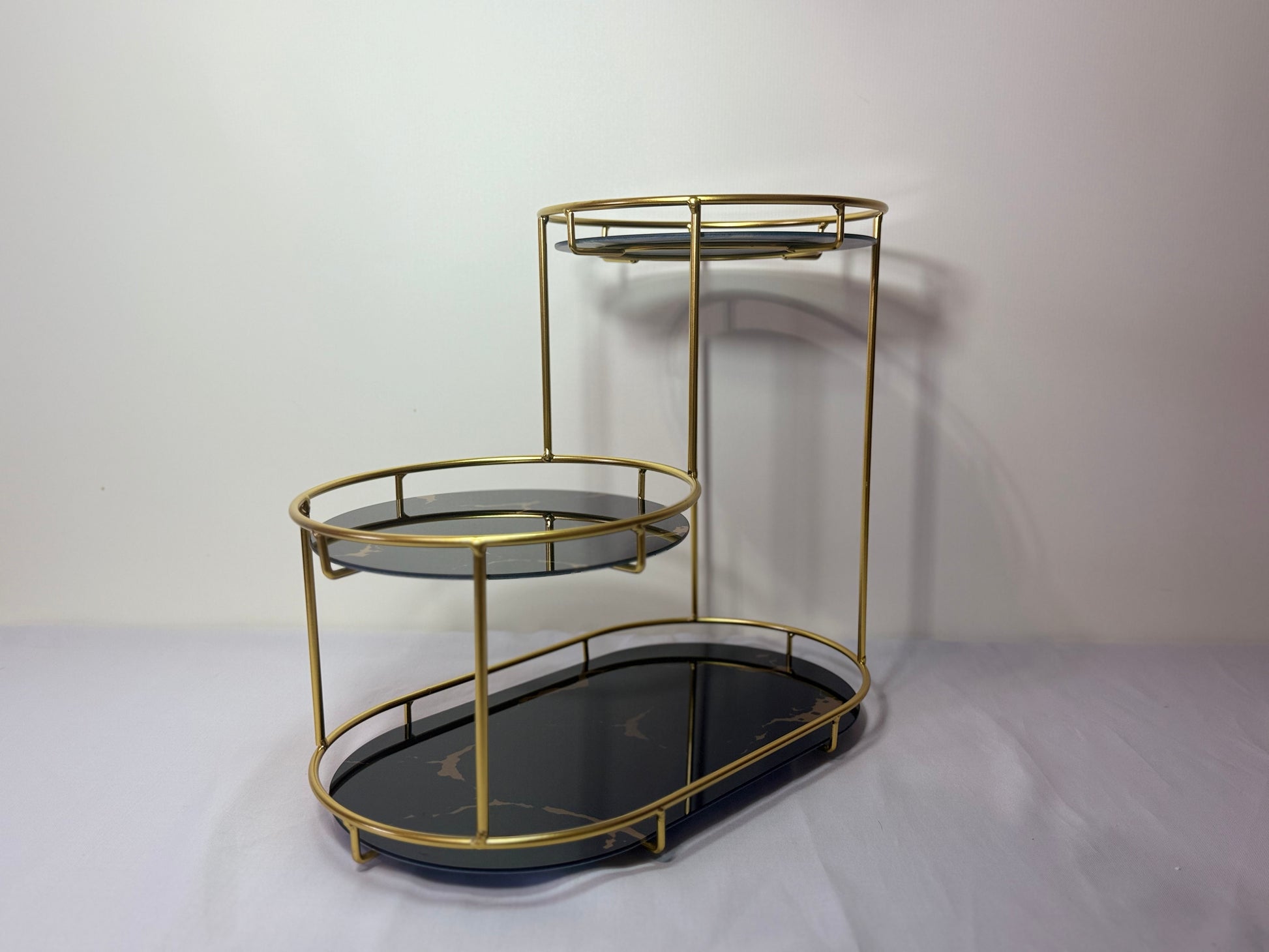 Metal cosmetics storage rack, 37cm x 25cm x 33cm