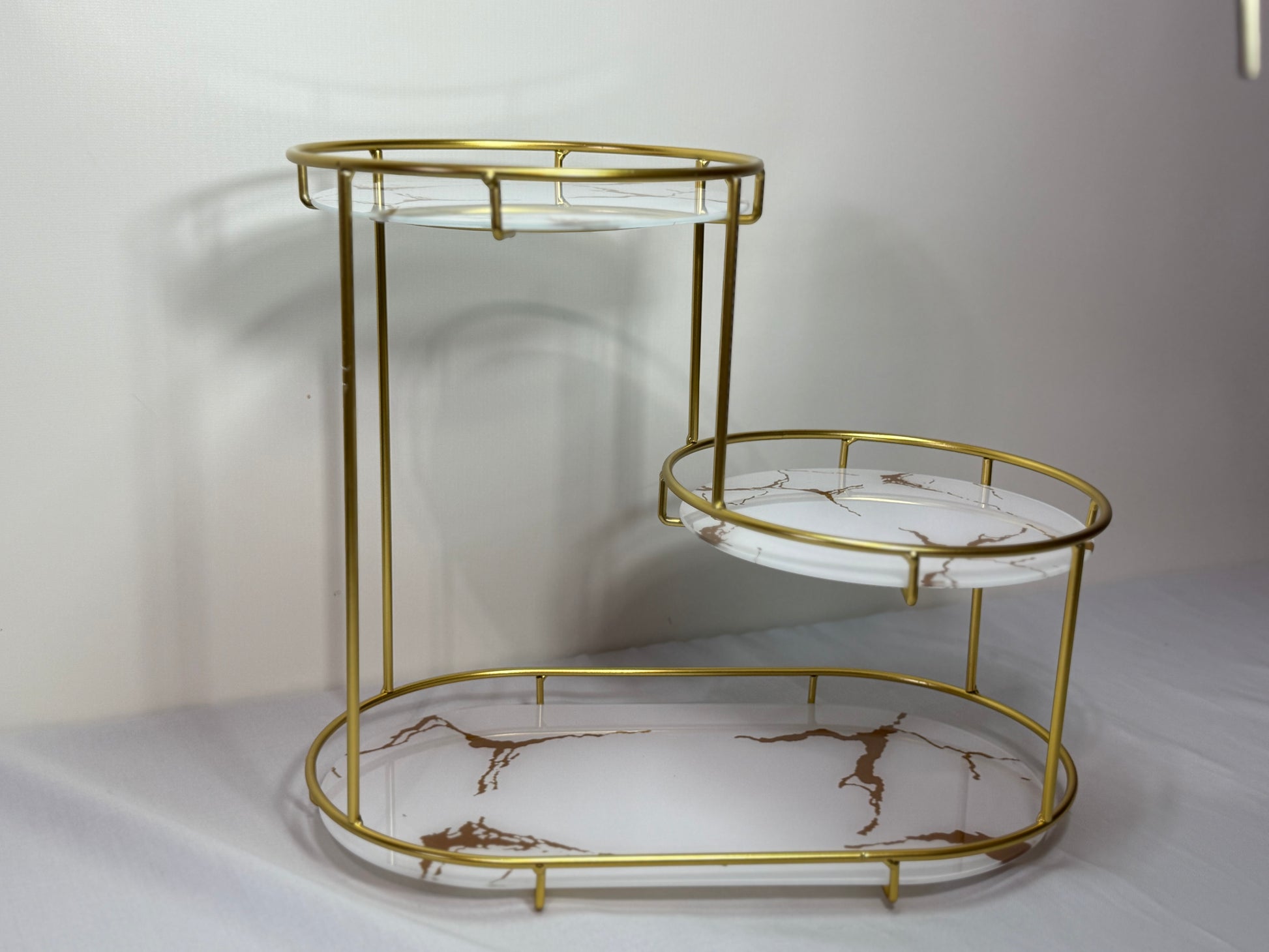 Metal cosmetics storage rack, 37cm x 25cm x 33cm