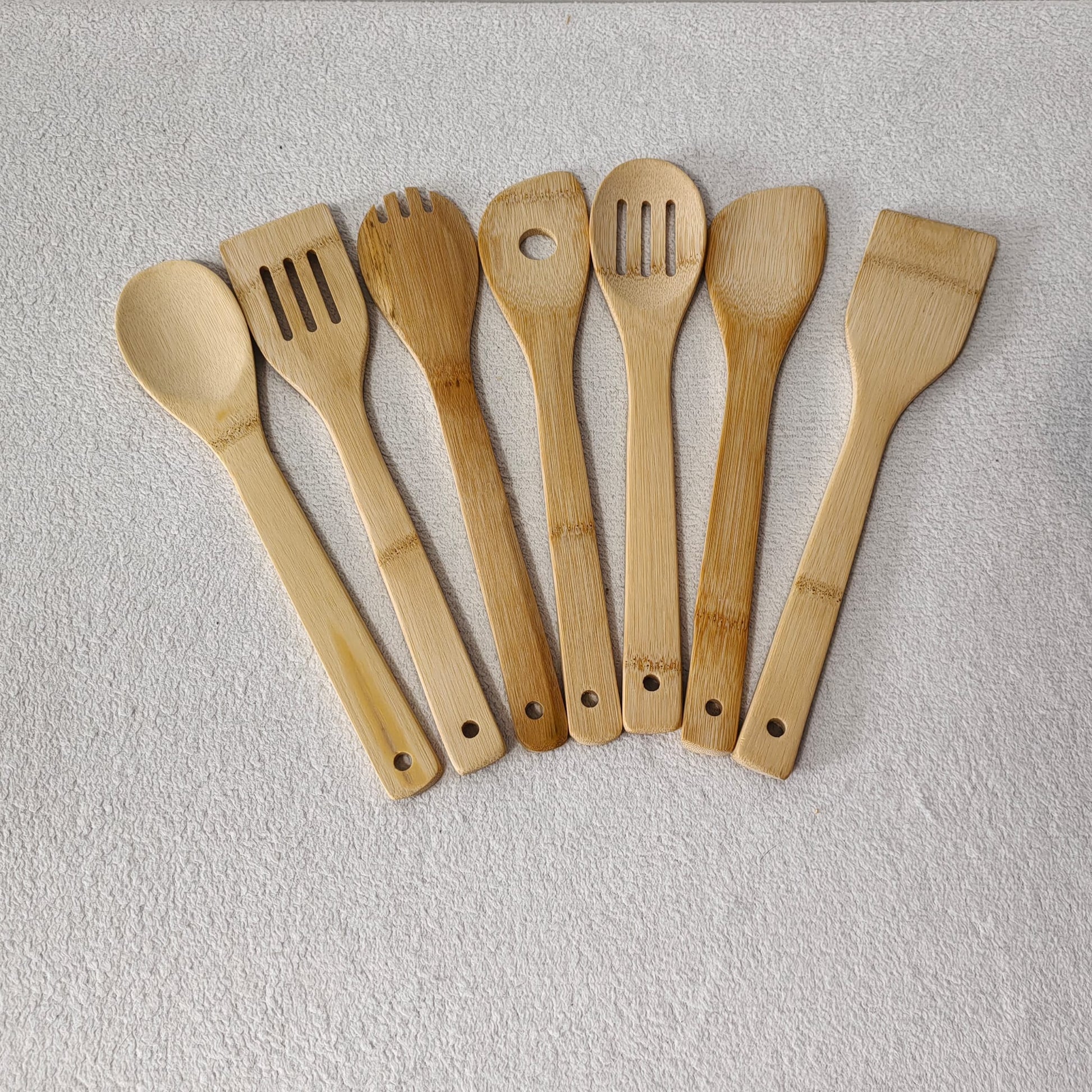 7 bamboo kitchen utensils with bamboo holder set, 30cm x 8cm
