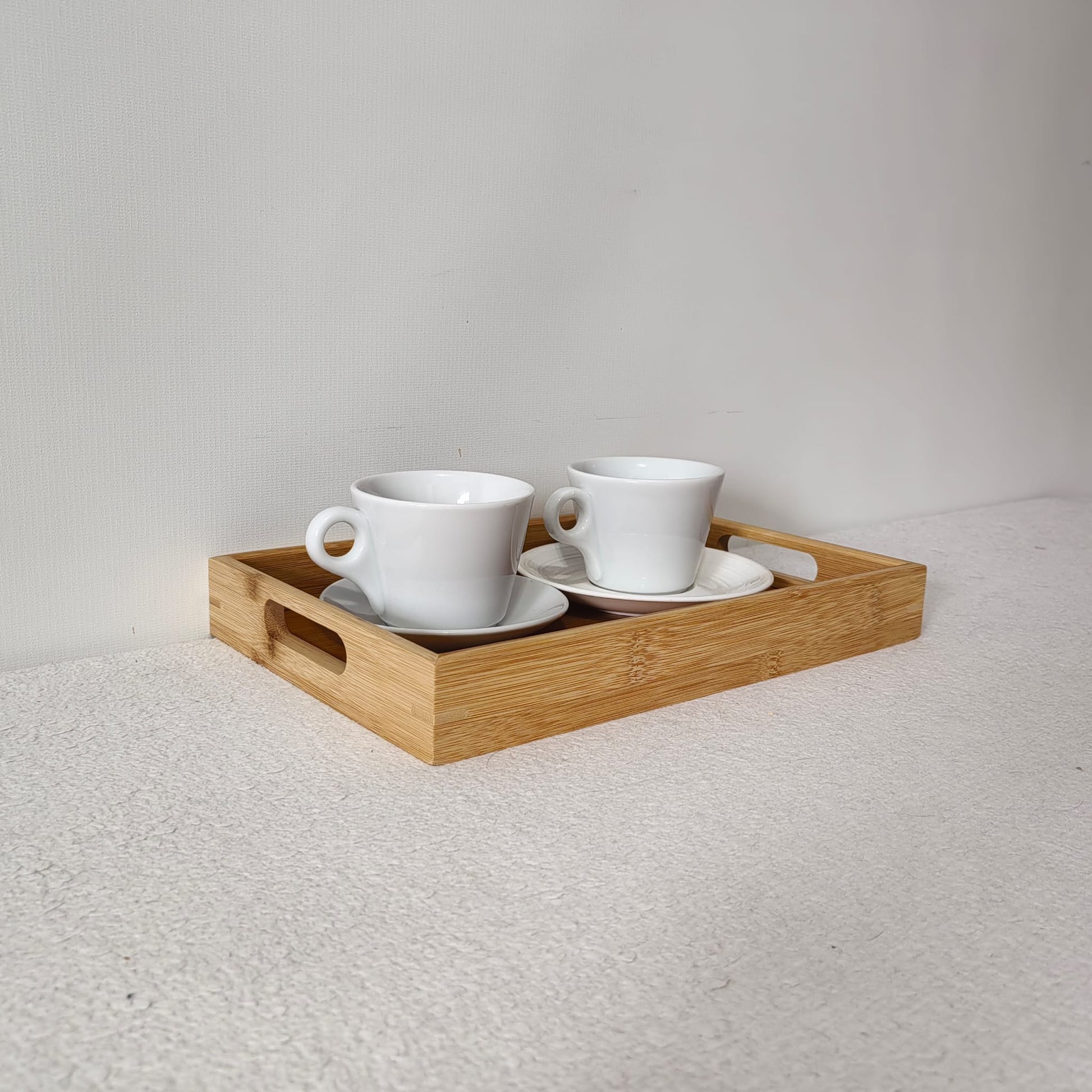 Tava de depozitare / servire din bambus, cu mânere, 30cm x 20cm x 4cm