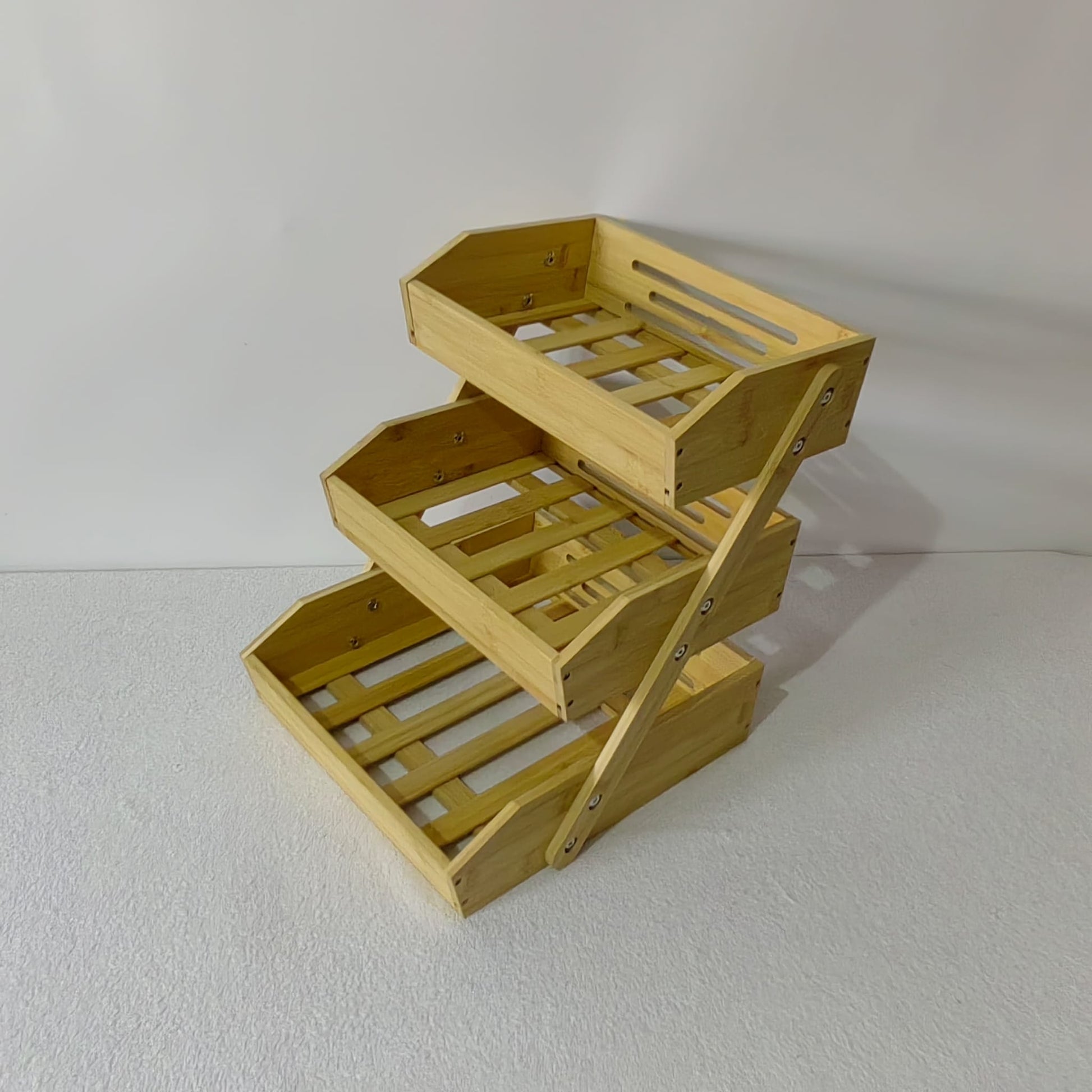 Bamboo bathroom shelving unit with 3 tiers, 30cm x 34cm x 40cm